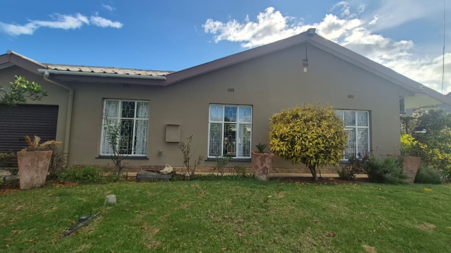 3 Bedroom Property for Sale in Worcester West Western Cape